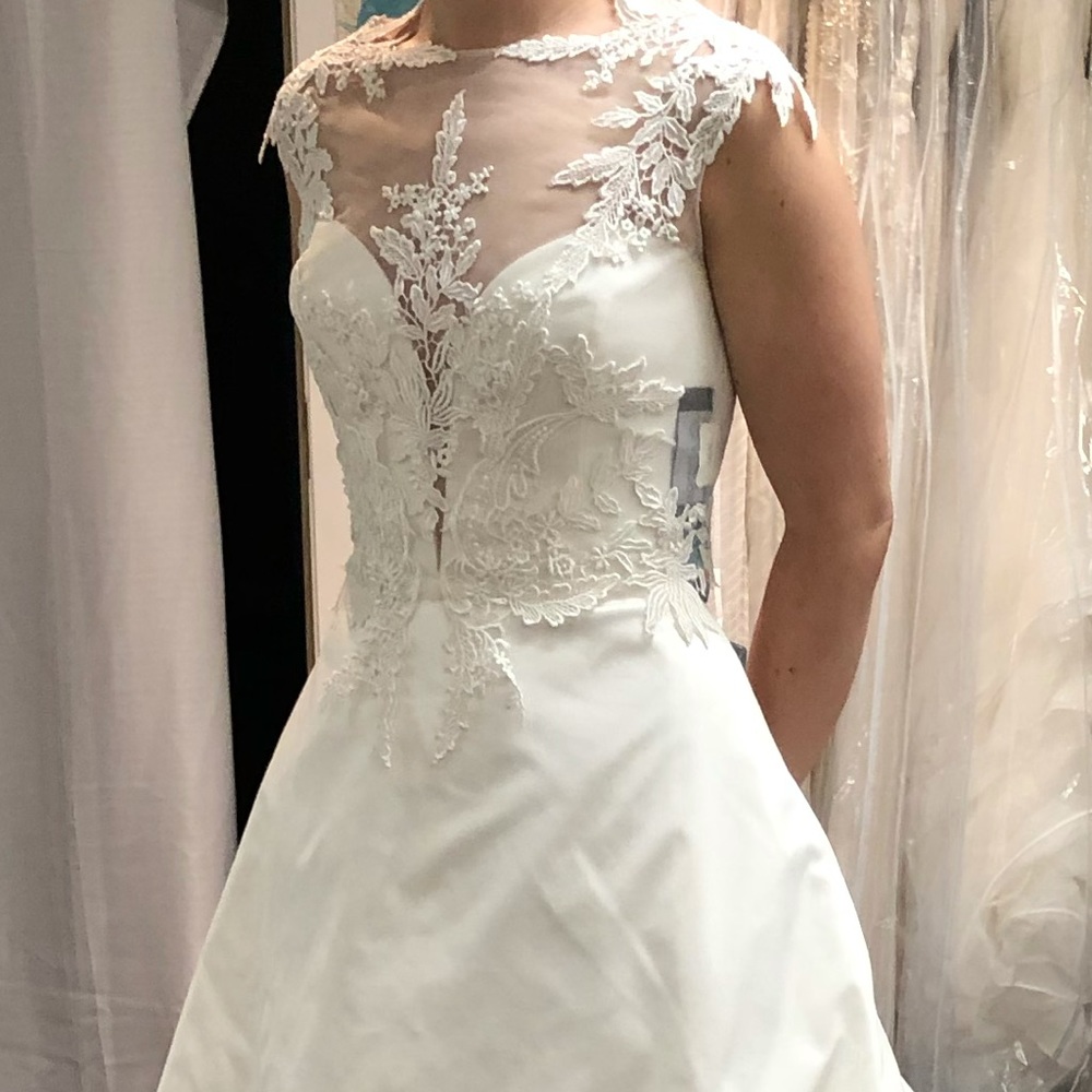 Beautiful Lace Wedding Topper View 5